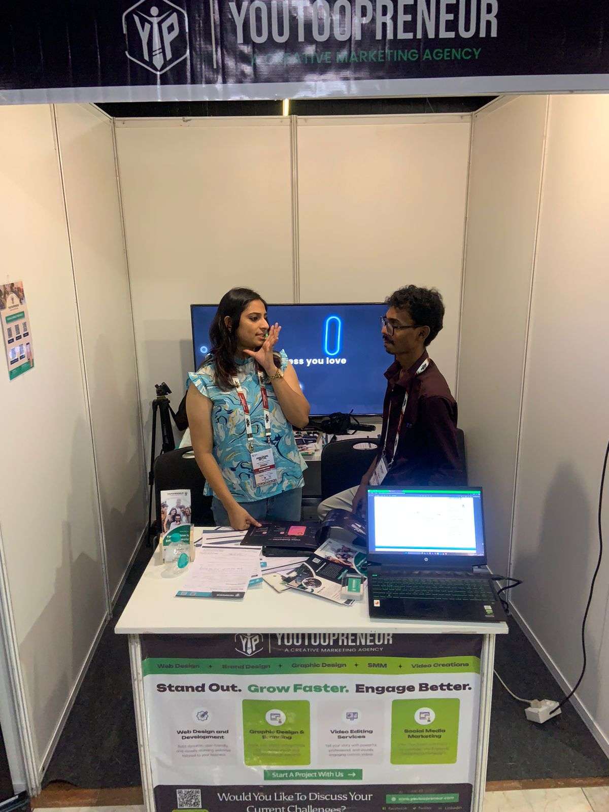 c0df4363f1e9481e8aed7bb4ea8bba2d